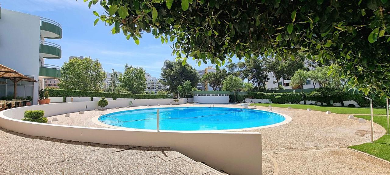 Apartamento Da Avo Te - Em Frente A Praia C Piscina Portimão Eksteriør bilde